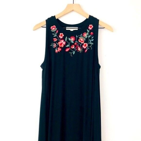 Loft Floral Embroidered Sleeveless Jersey Black Swing Dress - Picture 4 of 12